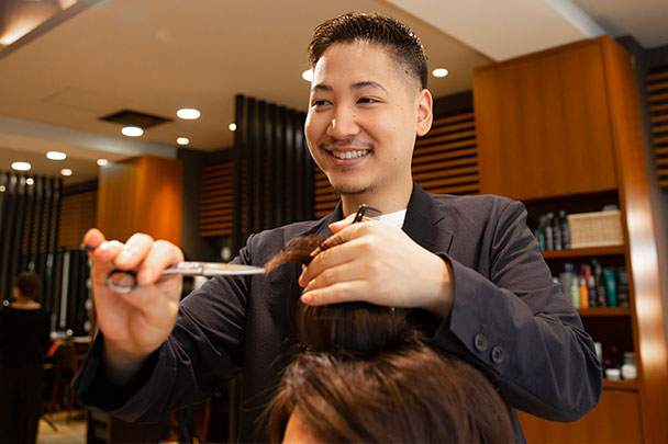 社会人として人として成長できる